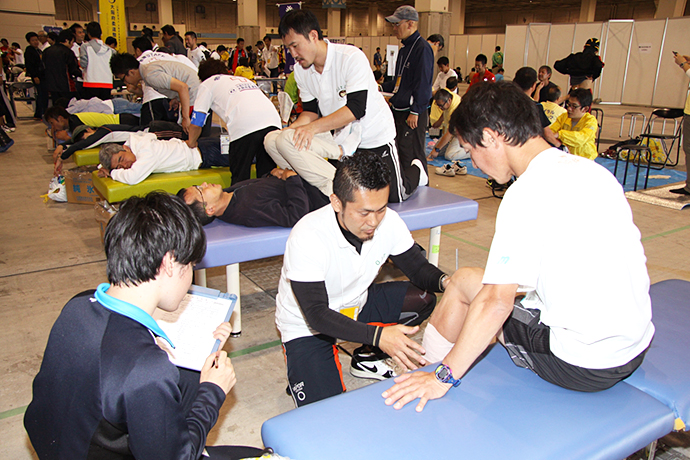 【公益社団法人大阪府柔道整復師会】～第５回大阪マラソン救護活動に参加しました～