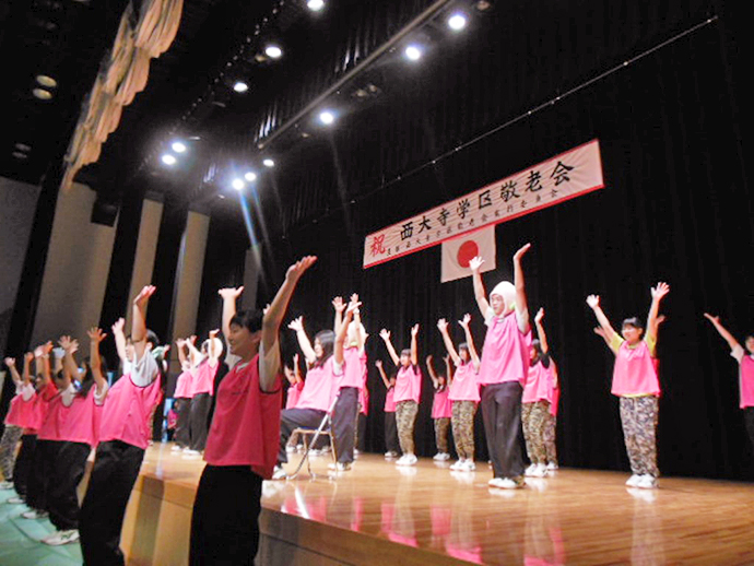 【岡山市】みんなで体操　健康長寿！　敬老会でOKAYAMA！市民体操を実施しました