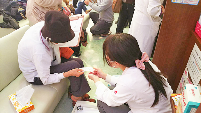 【クラフト株式会社】さくら薬局神戸学が丘店にてヘルスサポートを目的とした健康相談会を実施しました